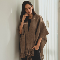 Alpaca Ruana Natural