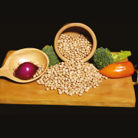 Dry Pigeon Peas (Cajanus Cajan (L.) Millsp)