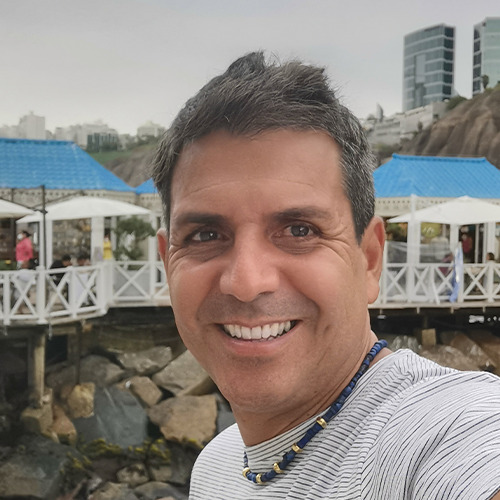 LUIS AGUILAR