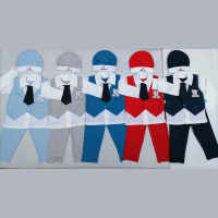 5-piece set consisting of: Jacket, pants, polo and shoes made of 100% cotton.  Presentation in box with mica lid