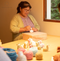 Our artisans are women from the high Andean regions of our country. They are creative, hardworking and talented women who make sure that the finished products are of high quality.