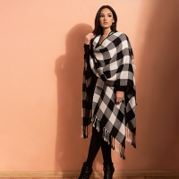 Ruana Alpaca Baby Design Woven to Loom Pictures