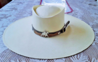 Palma Macora Straw Hat with Chalan Style Design