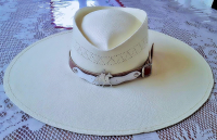 Palma Macora Straw Hat with Plasmed Fretwork Design