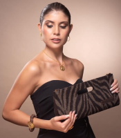 Anka Clutch | Hand Bag | Alpaca And Leather |Animal Print Color | Alpaca Essence Bags  Collection | Paola Arguello |