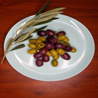  Pitted mixed olives