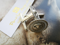 Piece worked in the artisan workshop For Paola Arguello | Emptying technique | Treasure Lord of  Sipan Replica| Handmade | Peruvian Goldsmithing |