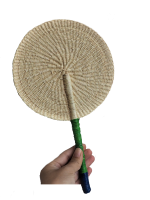 SKU: PAC-017N | HAND FAN - PACHAX NATURAL | One Size  | Dimensions: Ø17 cm  ↕ 30cm | Material: Natural Toquilla Straw | Palmeras (carludovica palmata) de La Rioja - Perú | 