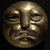 Original Piece of "Feline  Face" | Lord of Sipan Treasure | Huaca Rajada Site Museum | Chiclayo - Perú |