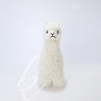 Alpaca Huacaya 4.6" Natural White