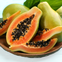 Highly natural frozen papaya pulp with exportation quality 