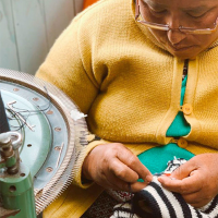 We work with peruvian artisan's!