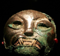 Original Piece of "Feline  Face"| Lord of Sipan Treasure | Huaca Rajada Site Museum | Chiclayo - Perú |