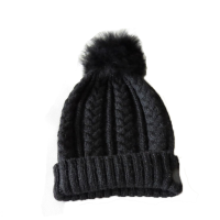 Pompom hat