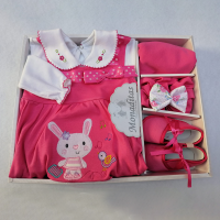 5-piece set consisting of: dress, pants, polo,turban and shoes made of 100% cotton.  Presentation in box with mica lid