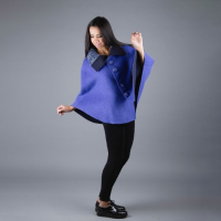Chunky Womens Reversible Cape Onix