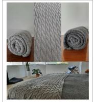 Blanket 70% Alpaca 23% Polyamide  7% Merino Wool